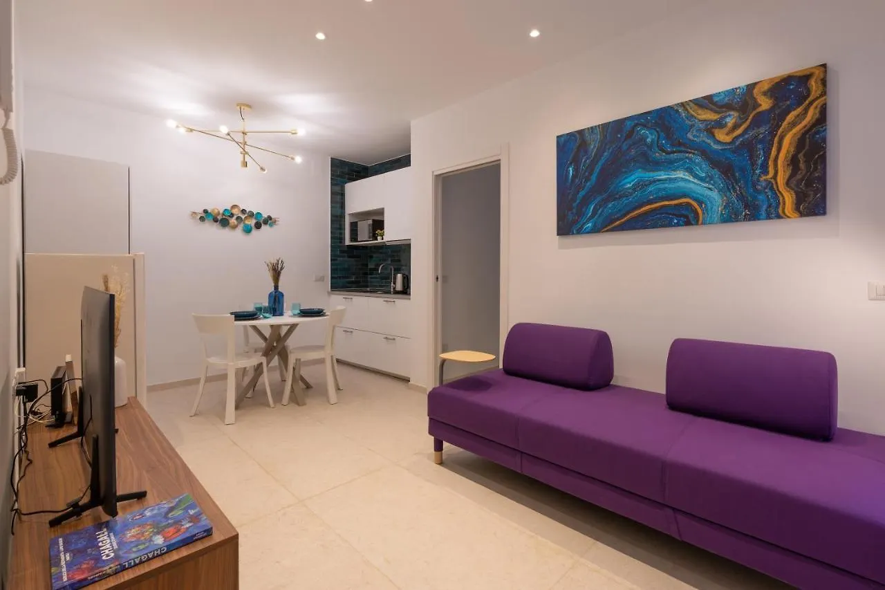 Bovio 33 Art Apartment 나폴리