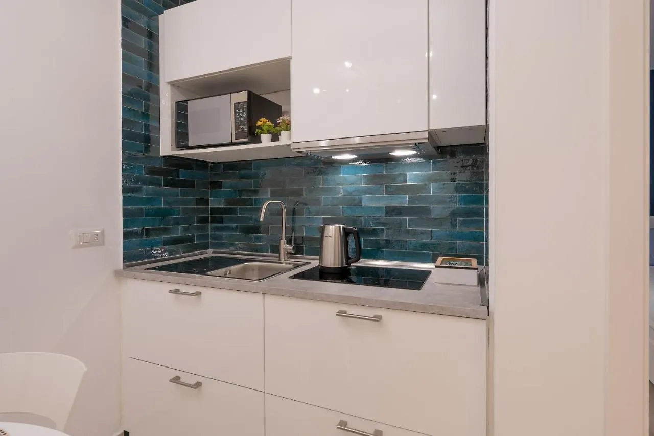 Bovio 33 Art Apartment 나폴리